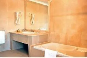 Solar Dos Caldeira E Bourbon * Zebras