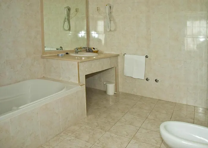 Solar Dos Caldeira E Bourbon * Zebras